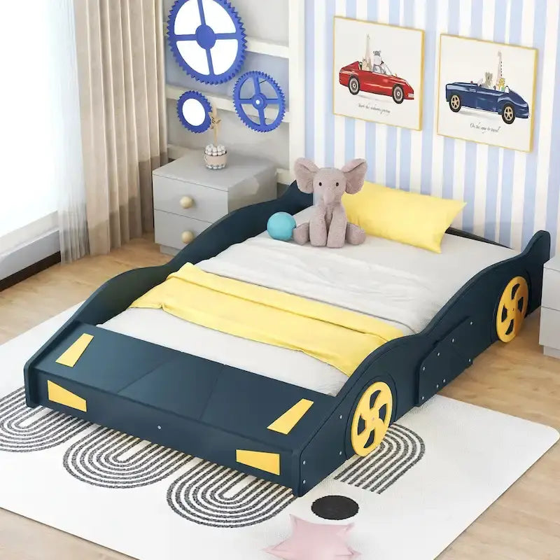 Letto a forma di auto da corsa in pino massello con ruote e contenitore